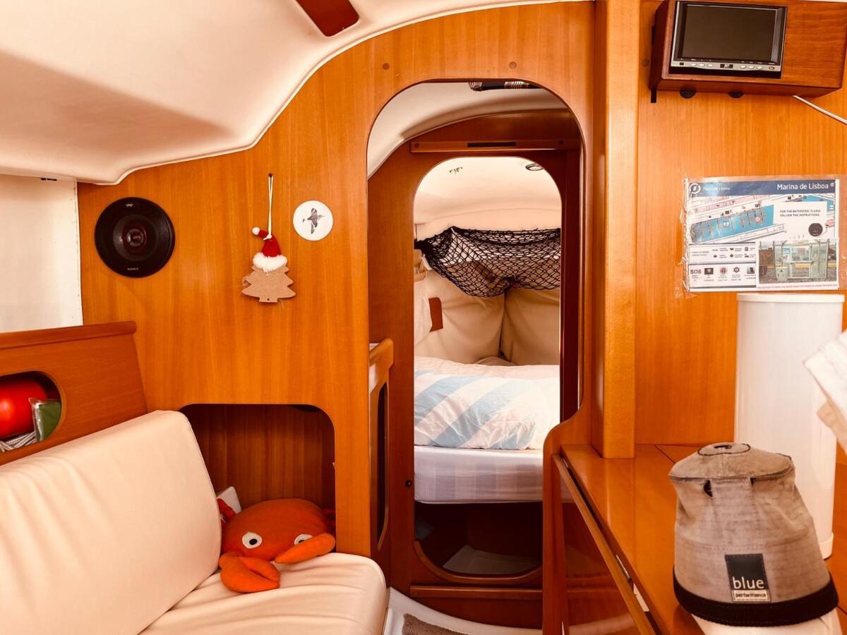 Surfbird Cozy Sailboat Escape Hotel en barco *