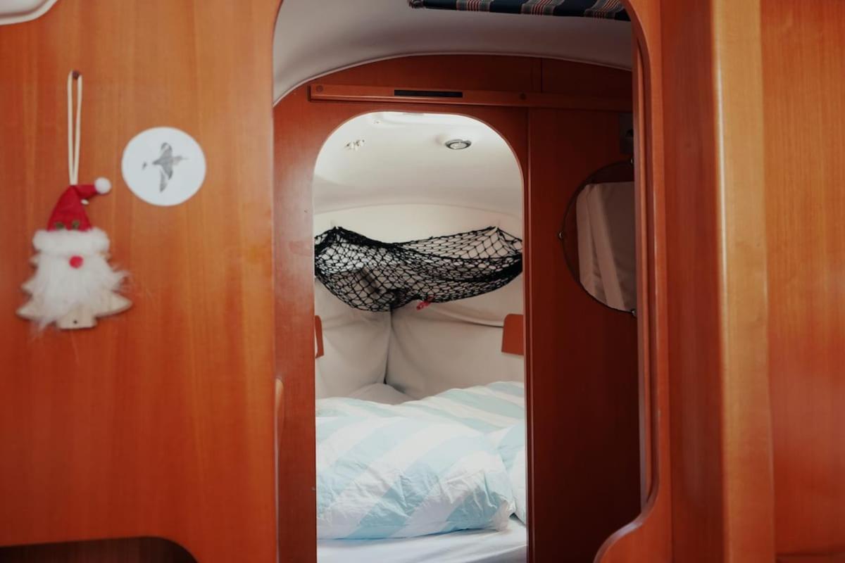 Botel Surfbird Cozy Sailboat Escape Lisbon